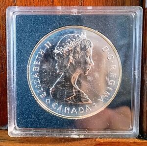 Canadian Silver Coin Display in Clear Case